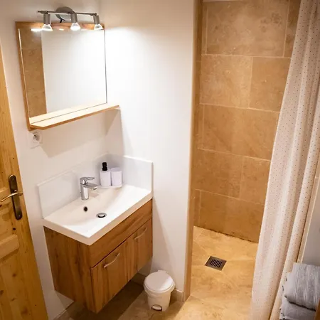 Maison Bleu Avril - Gard *