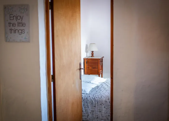 Maison Bleu Avril - Gard * Saint-Nazaire (Gard)